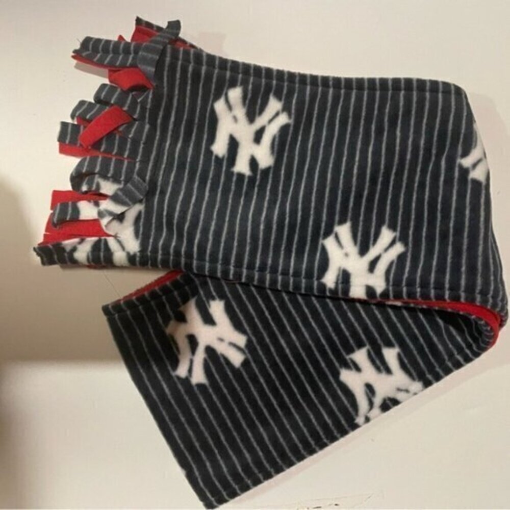 New YorkYankees Fleece Scarf